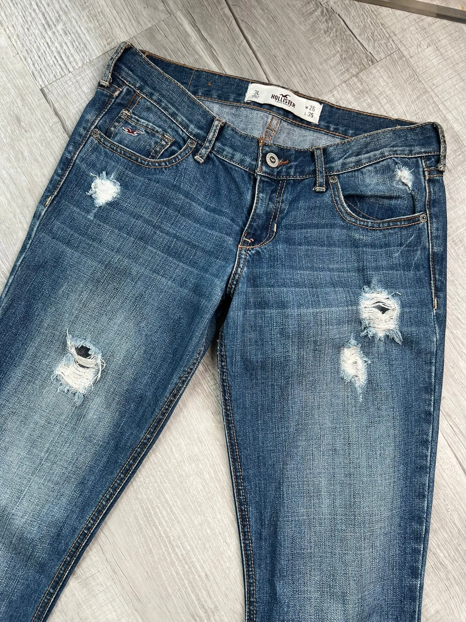 2000s Hollister Low Rise Denim Jeans with Distressed Details