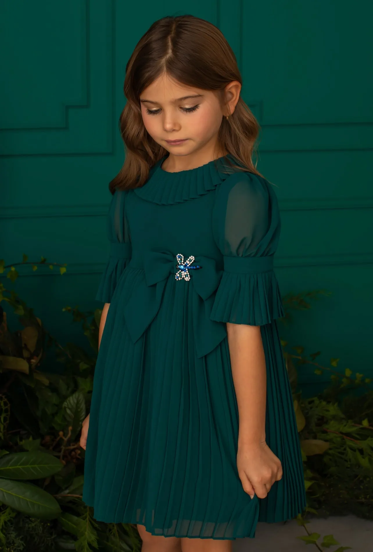 Beautiful Emerald Green chiffon dress with Bow details.Beautiful,