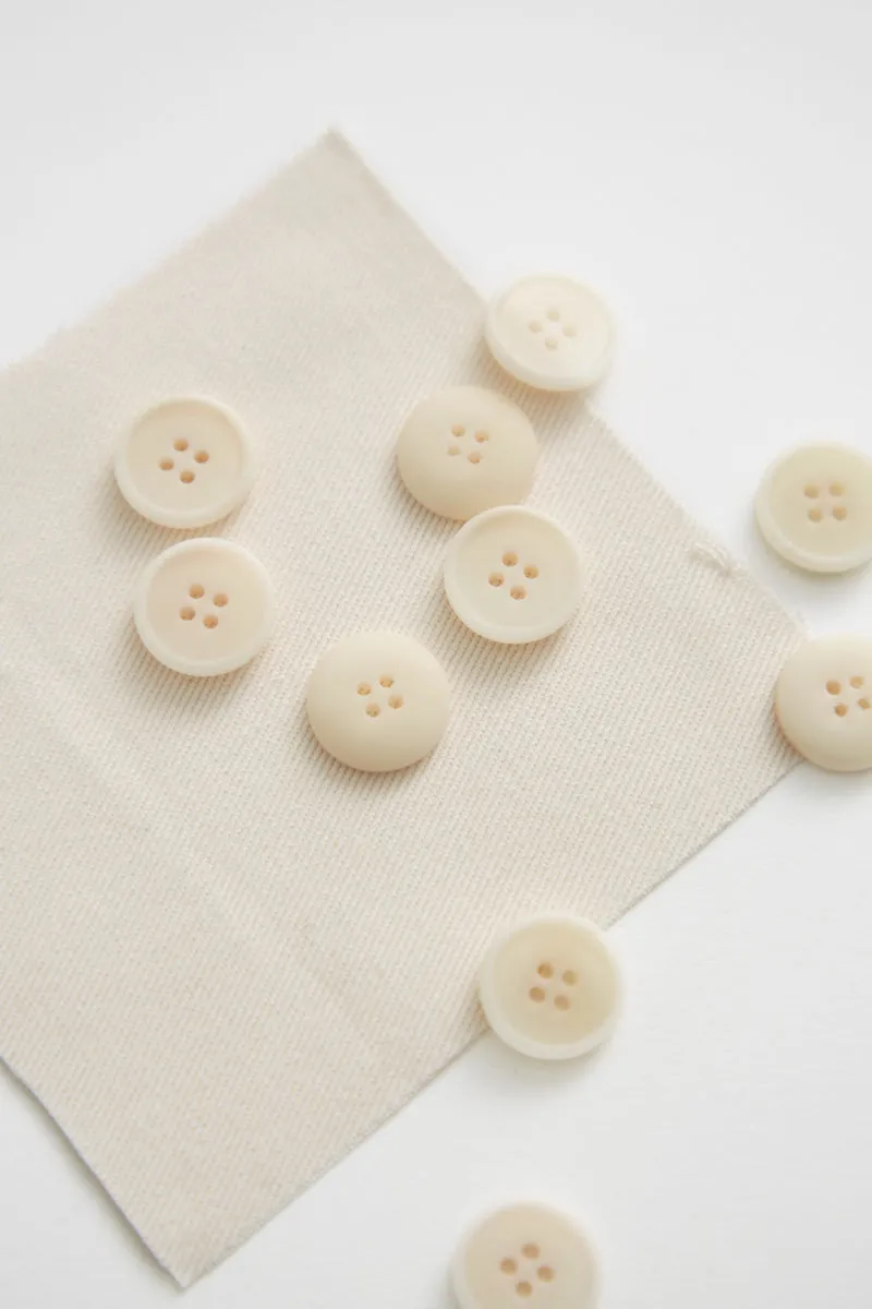 BLAZE COROZO BUTTON | Creamy White