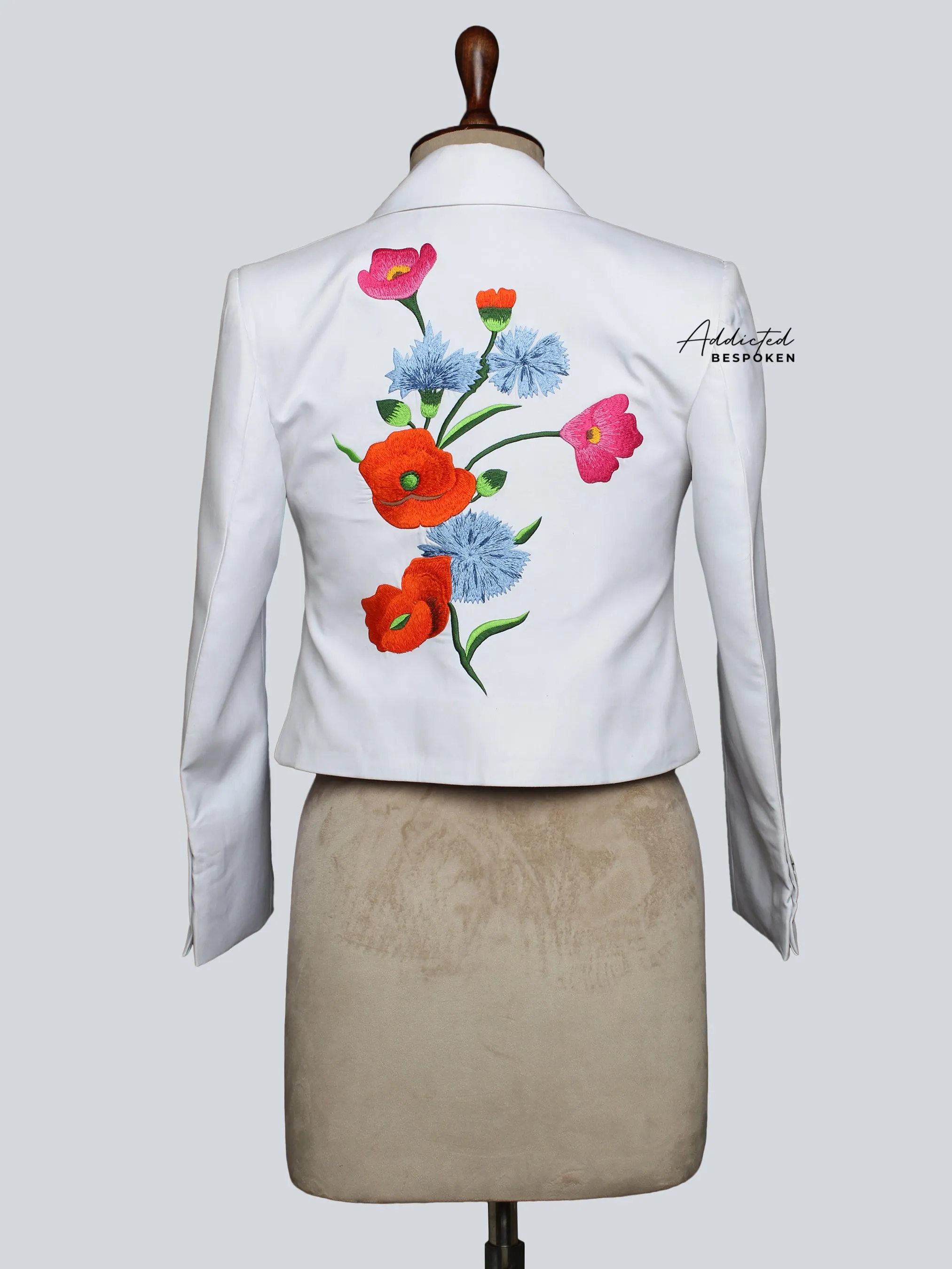 Elegant Floral Accent Blazer