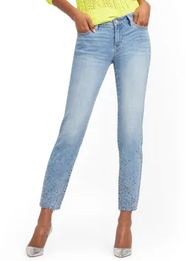 Mid-Rise Curvy Boyfriend Jeans - Platinum Blue