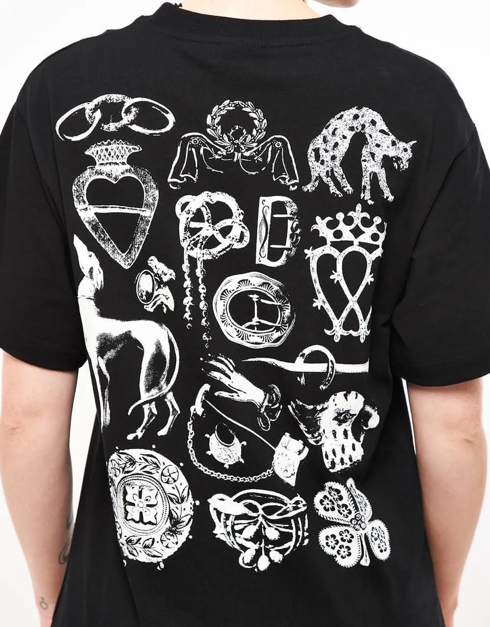 Pass Port Trinkets Pocket T-Shirt - Black