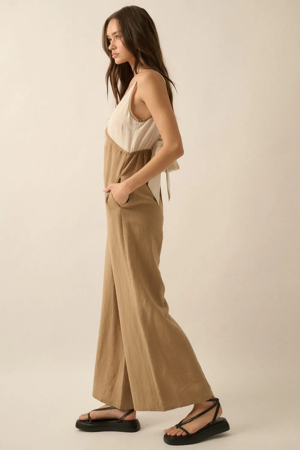 Solid Textured Colorblock Wide-Leg Jumpsuit