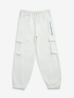 Y&F Kids Off-White Cargo-Style Mid-Rise Cotton-Blend Joggers